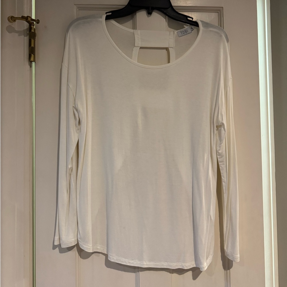 Like New Tobi White Long Sleeve with Open Back, Size S